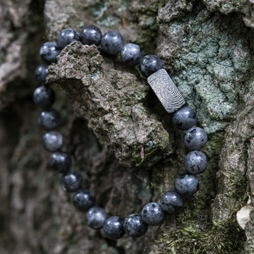 Fingerabdruck-Armband aus schwarzem Labradorit – Natursteinperlen