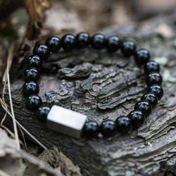 Shiny 'black glass' Beaded Bracelet