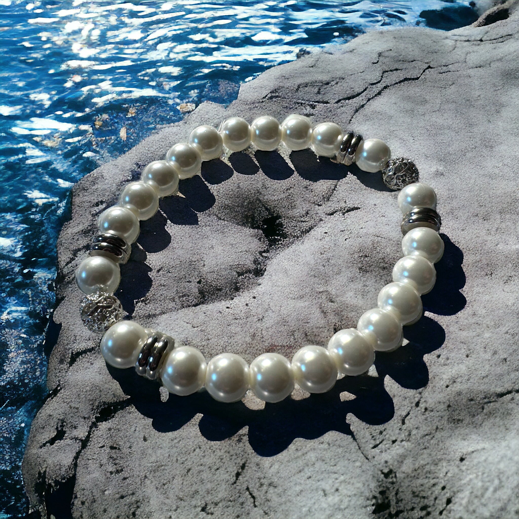 White Shell 🐚 pearls Women's bracelet | 8mm beads