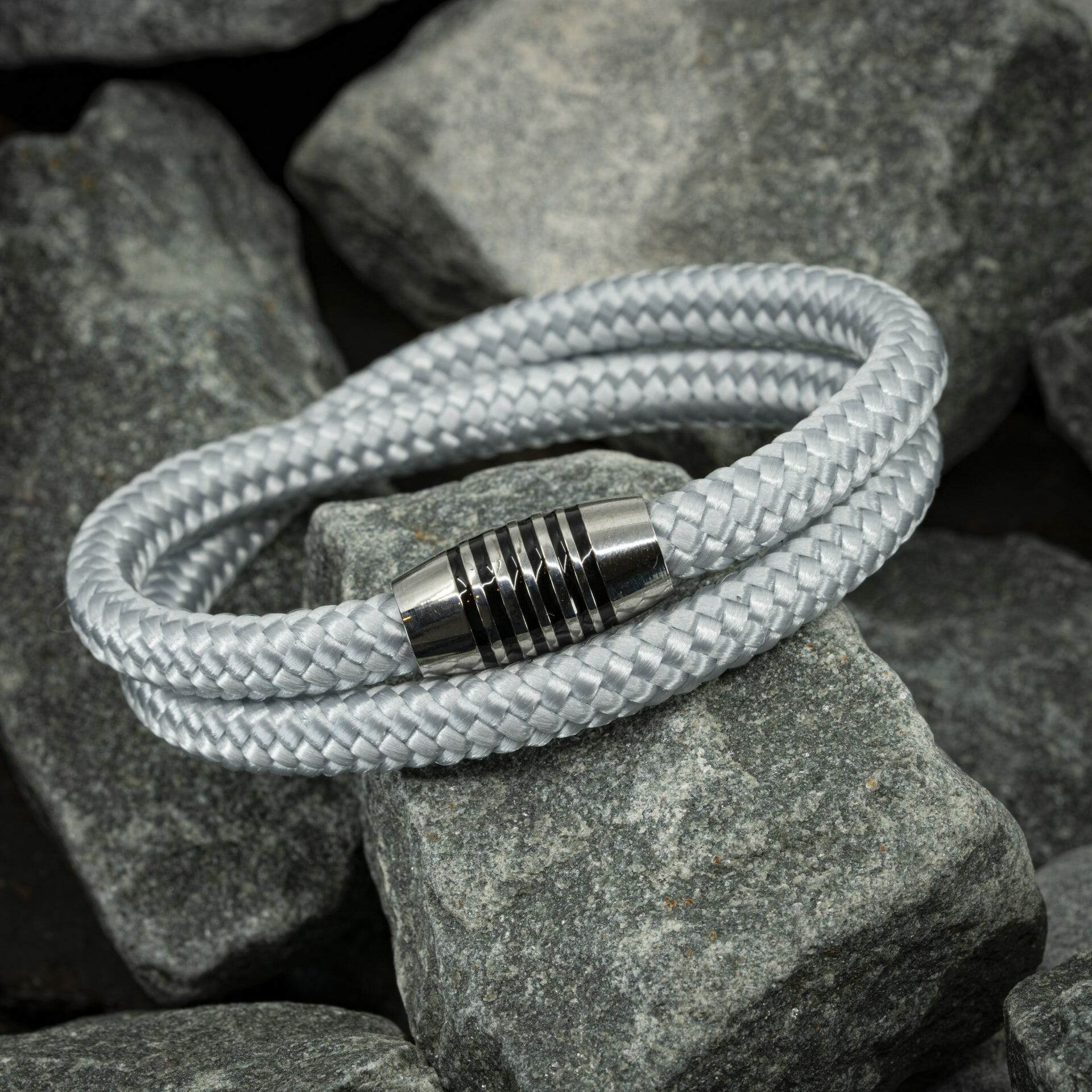 Das Buddha-Seilarmband – weiße Kordel